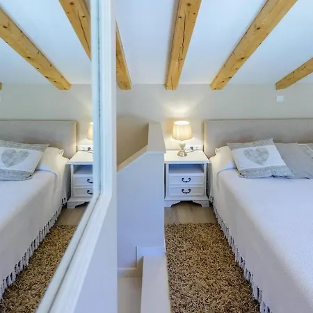 Cozy Retreat Close To *