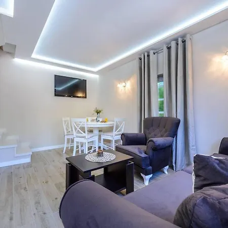 Сasa de vacaciones Cozy Retreat Close To