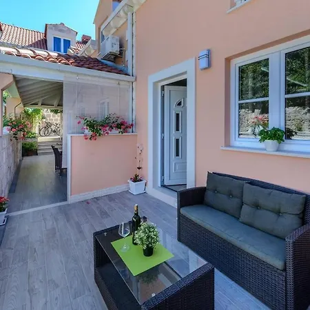 Дом отдыха Cozy Retreat Close To *